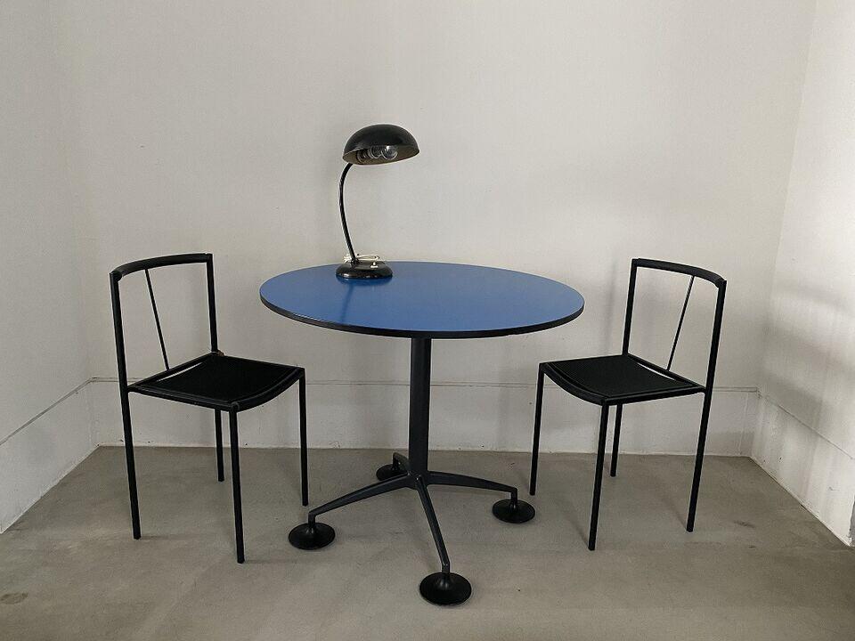 Mid century round tableの画像