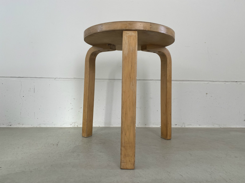 Alvar Aalto Stool60 | scope